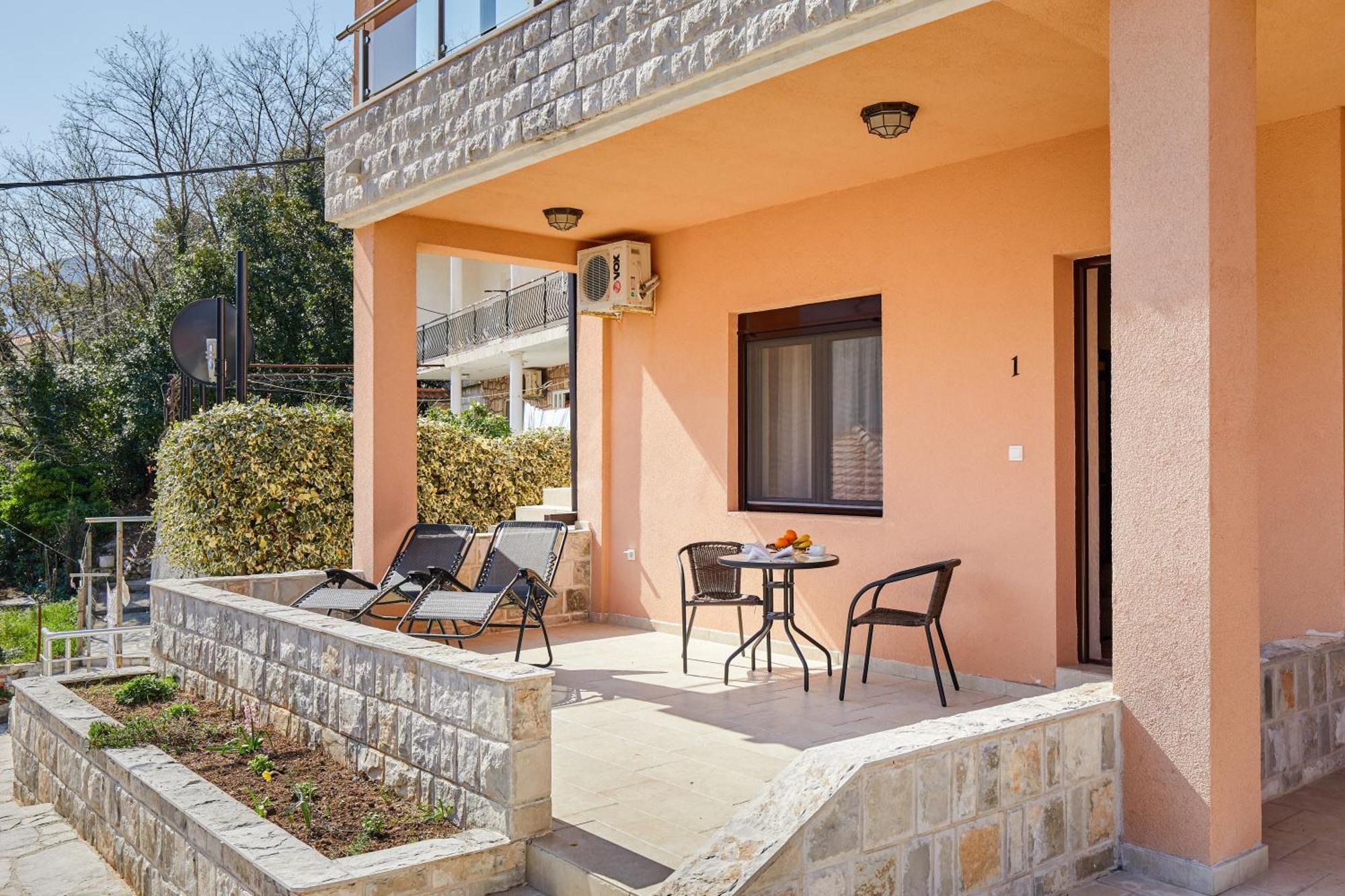 Apartments Barbara Kotor Extérieur photo