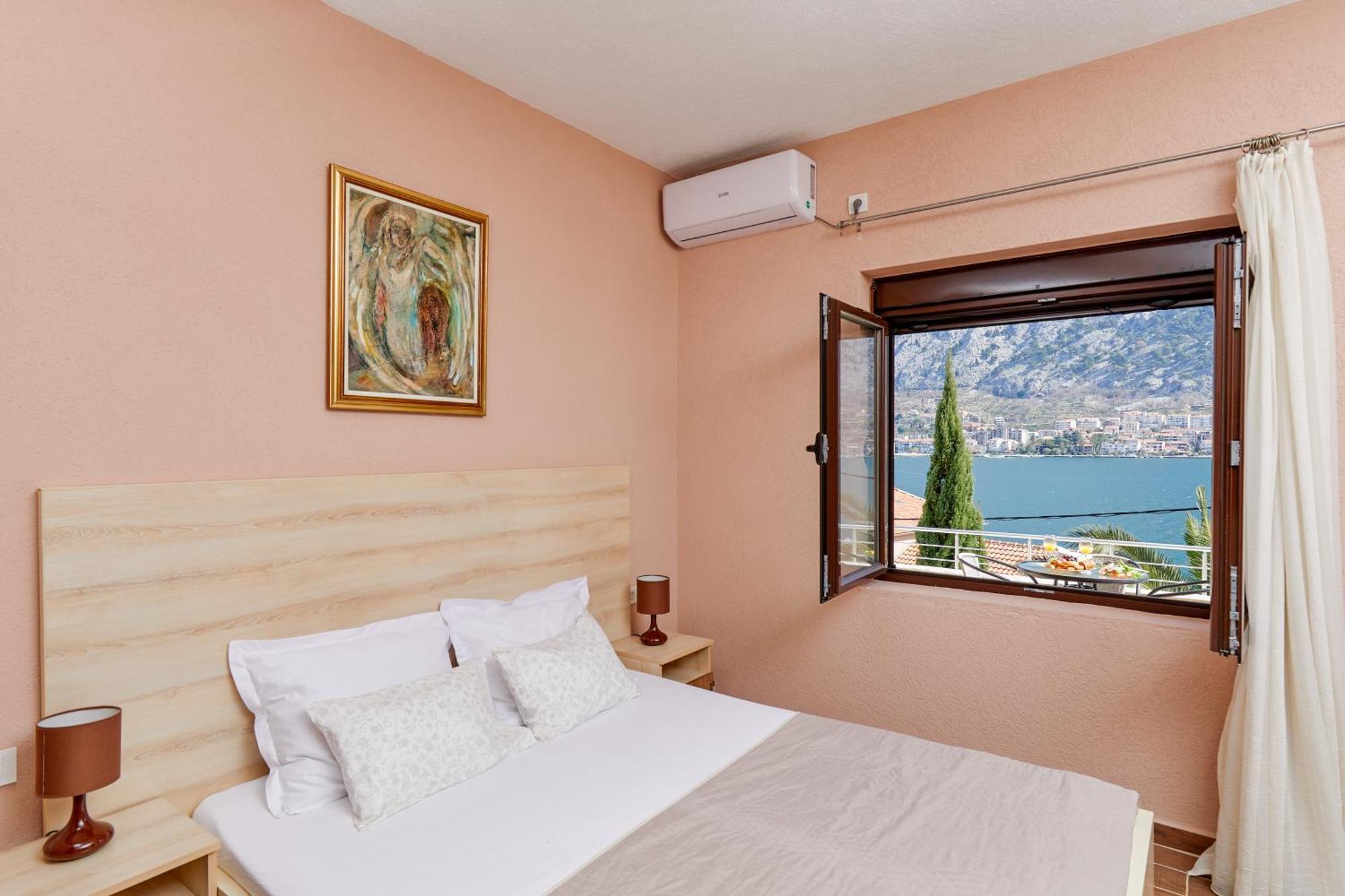 Apartments Barbara Kotor Extérieur photo