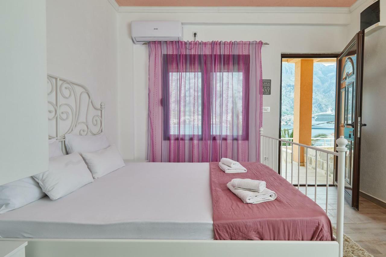Apartments Barbara Kotor Extérieur photo
