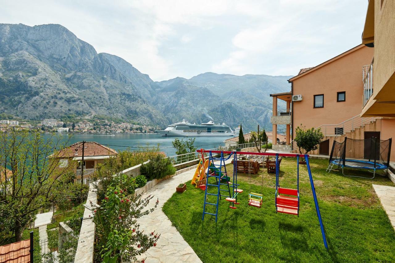 Apartments Barbara Kotor Extérieur photo